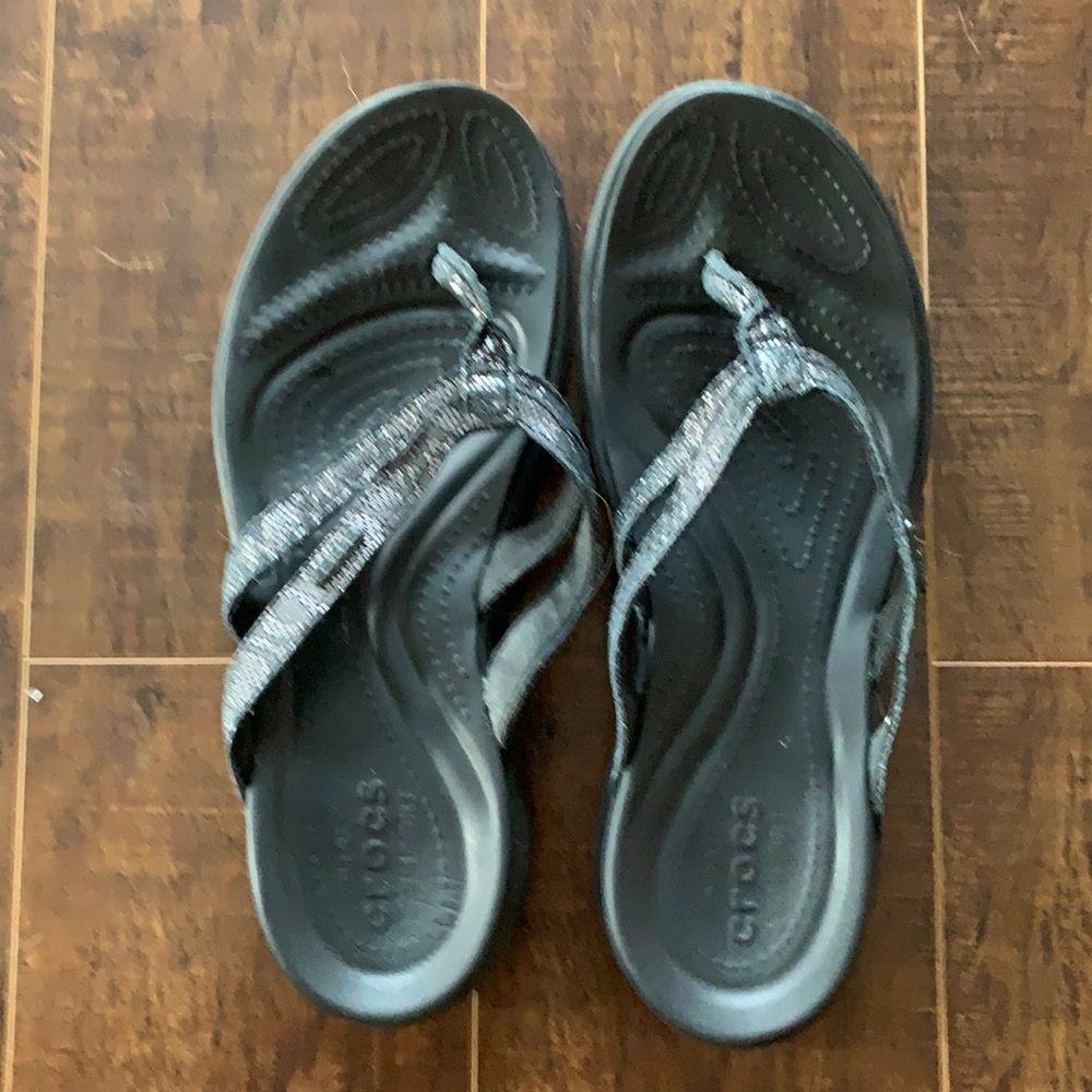 CROCS